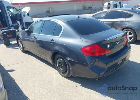 2010 Infiniti G37 Journey z USA, uszkodzony, nr VIN JN1CV6AP8AM201848